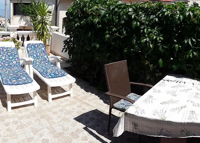 Studioapartment Meri 4 By Interhome