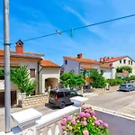 Studioapartment Meri 4 By Interhome Appartamento