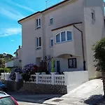 Studioapartment Meri 4 By Interhome Appartamento