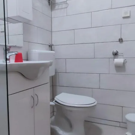 Studioapartment Meri 4 By Interhome 말리로시니