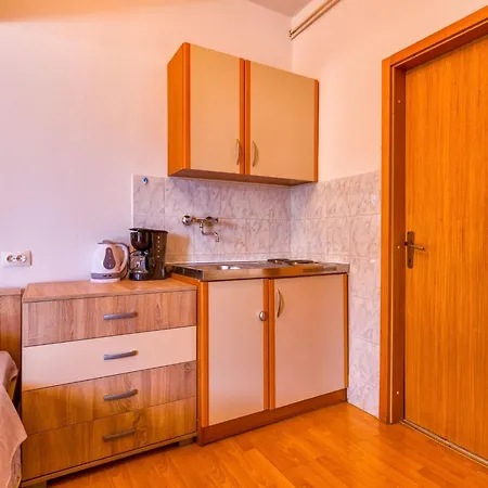 Apartment Studioapartment Meri 4 By Interhome Mali Lošinj