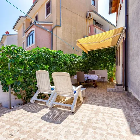 Studioapartment Meri 4 By Interhome Apartment