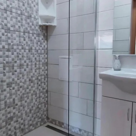 Appartement Studioapartment Meri 4 By Interhome