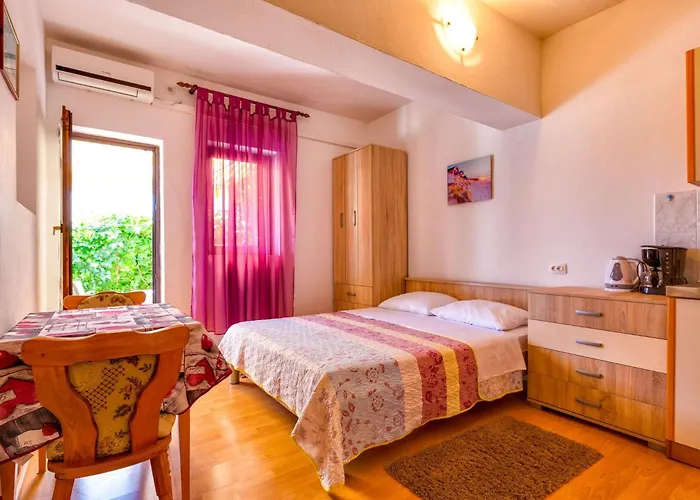 Appartement Studioapartment Meri 4 By Interhome *