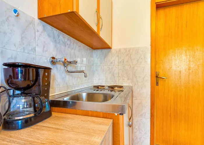 Studioapartment Meri 4 By Interhome Appartement